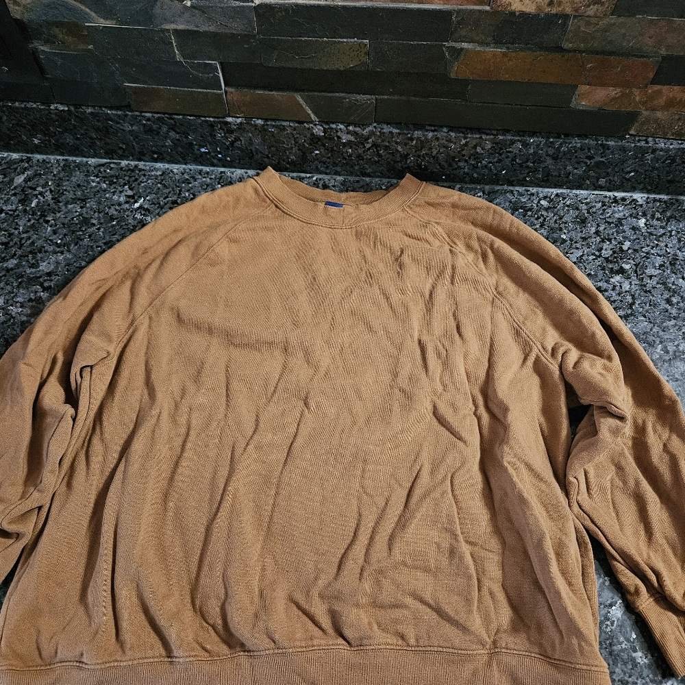 Old Navy crew neck sweater